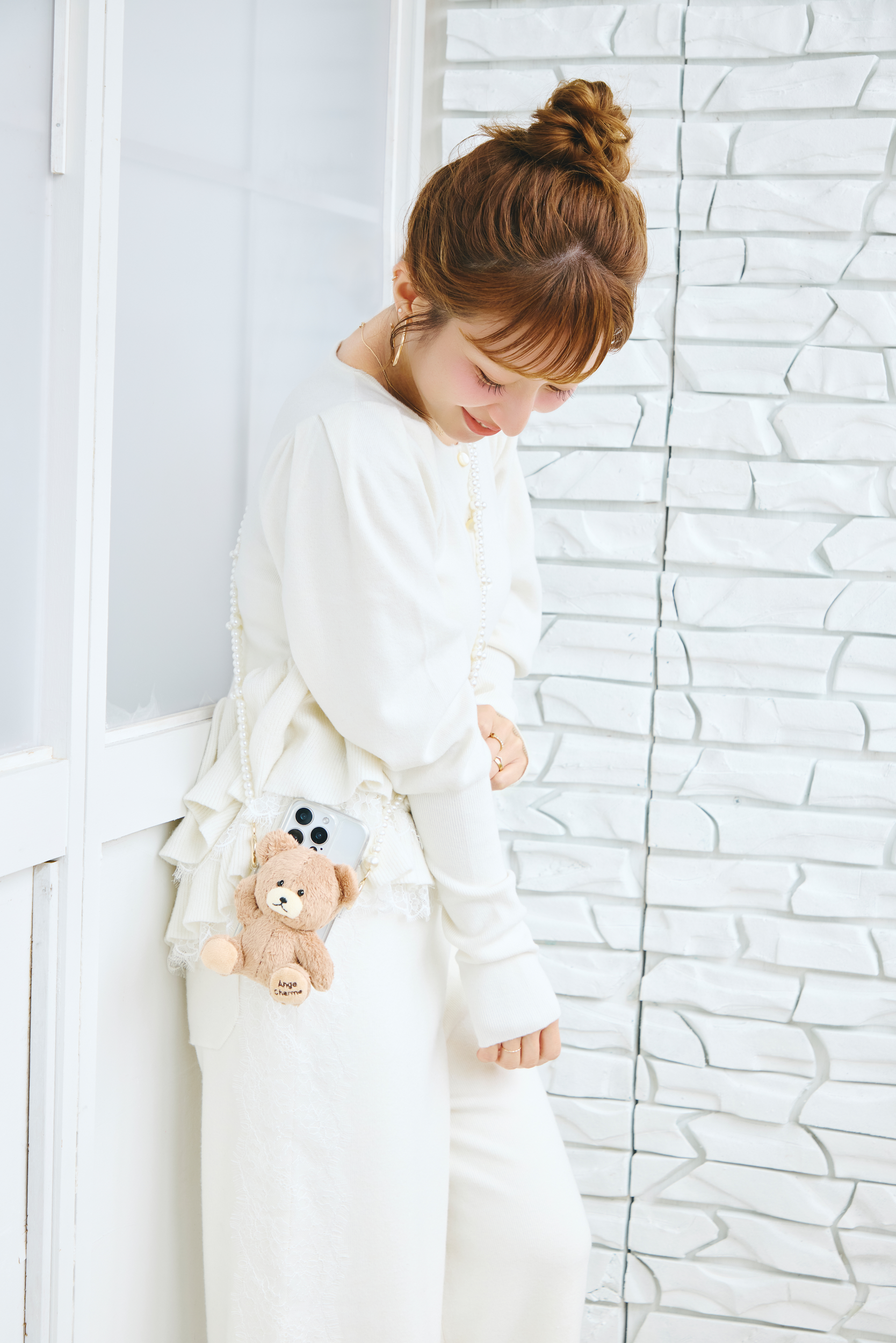 ANGE BEAR SMARTPHONE SHOULDER
