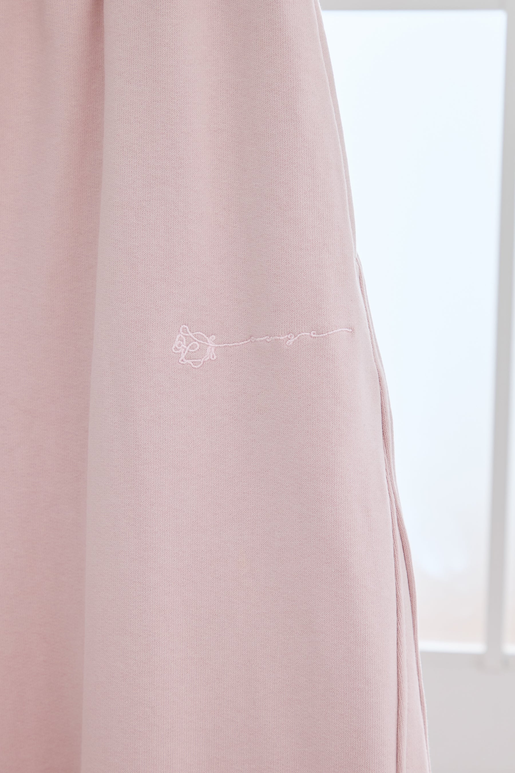 MINNIE MOUSE/DAMAGE LACE SWEAT PANTS