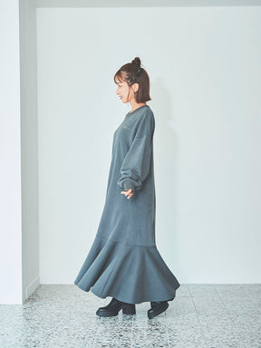 スウェットフレアワンピース