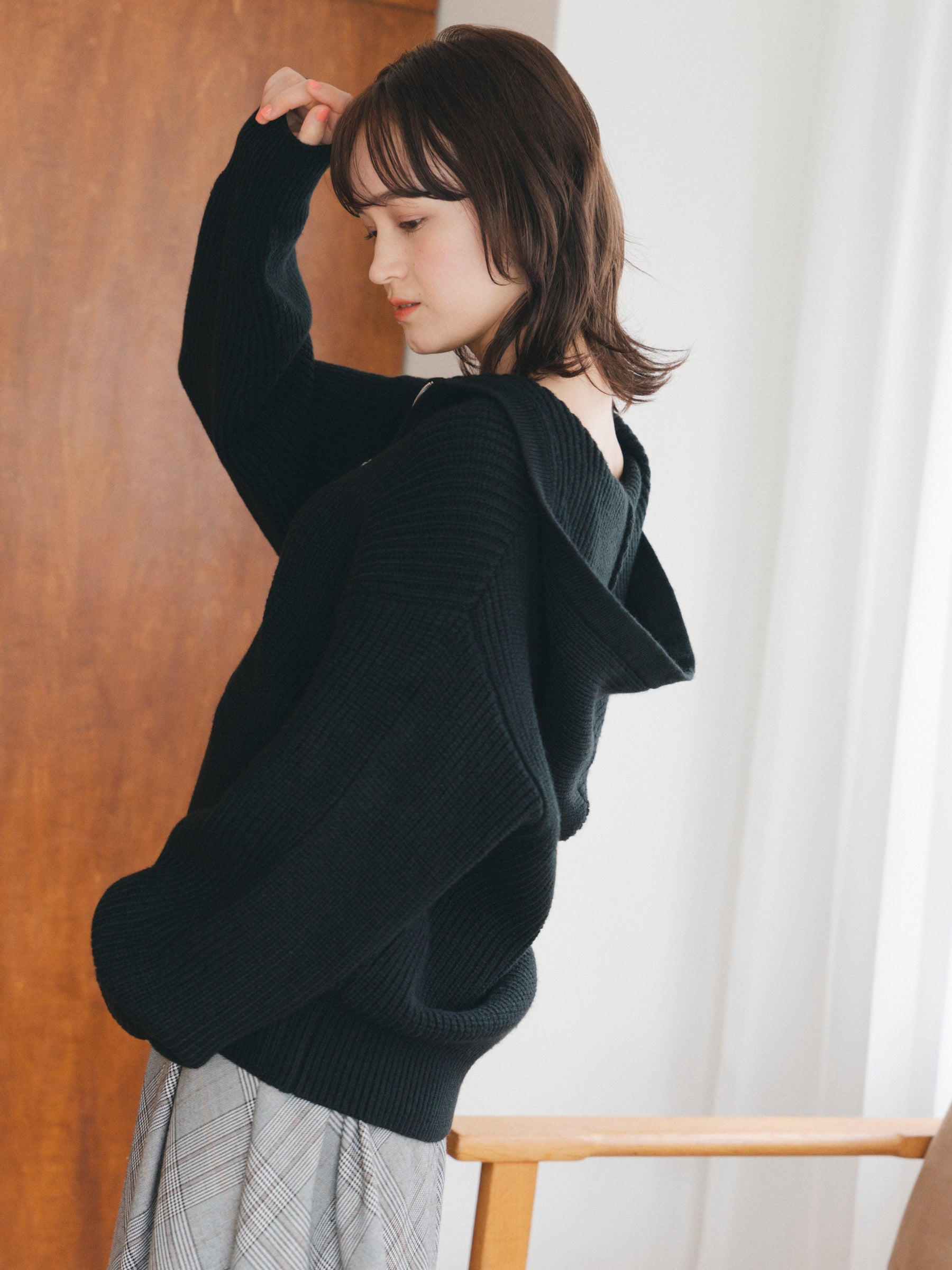 ハーフジップフードニット