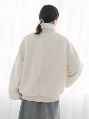 ボリュームボアブルゾン