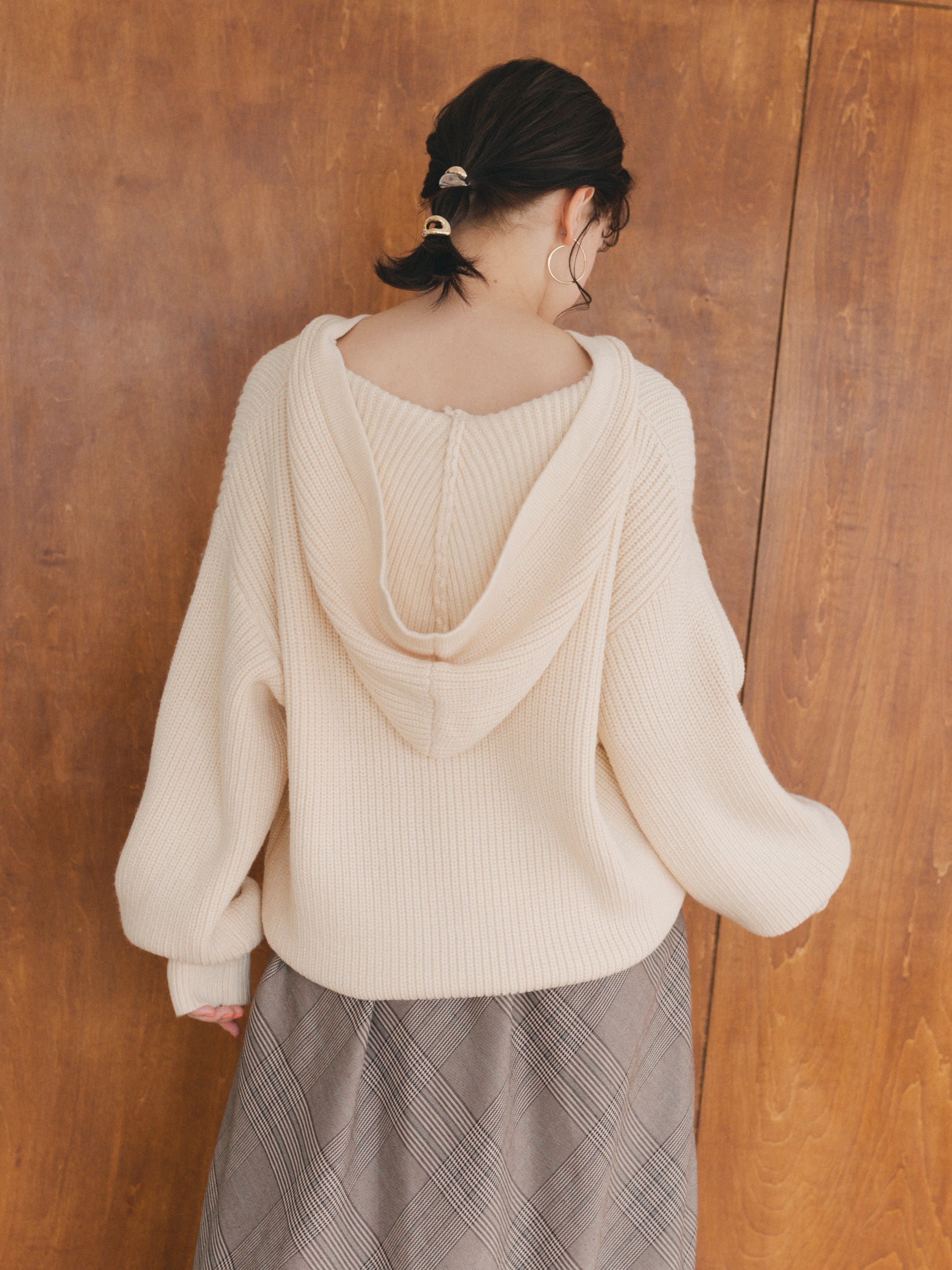 ハーフジップフードニット