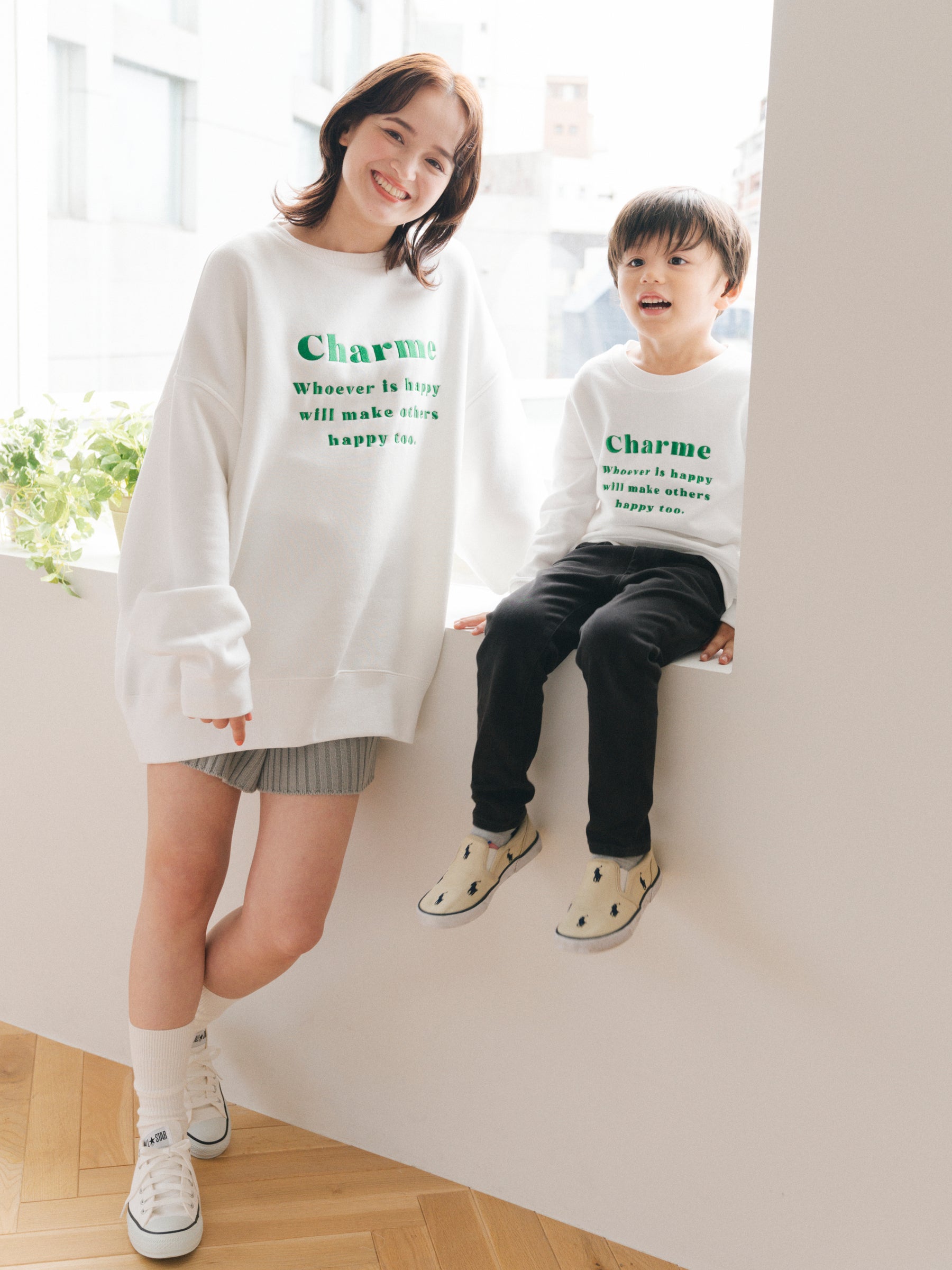 【ユニセックス】エンブロイダリースウェット