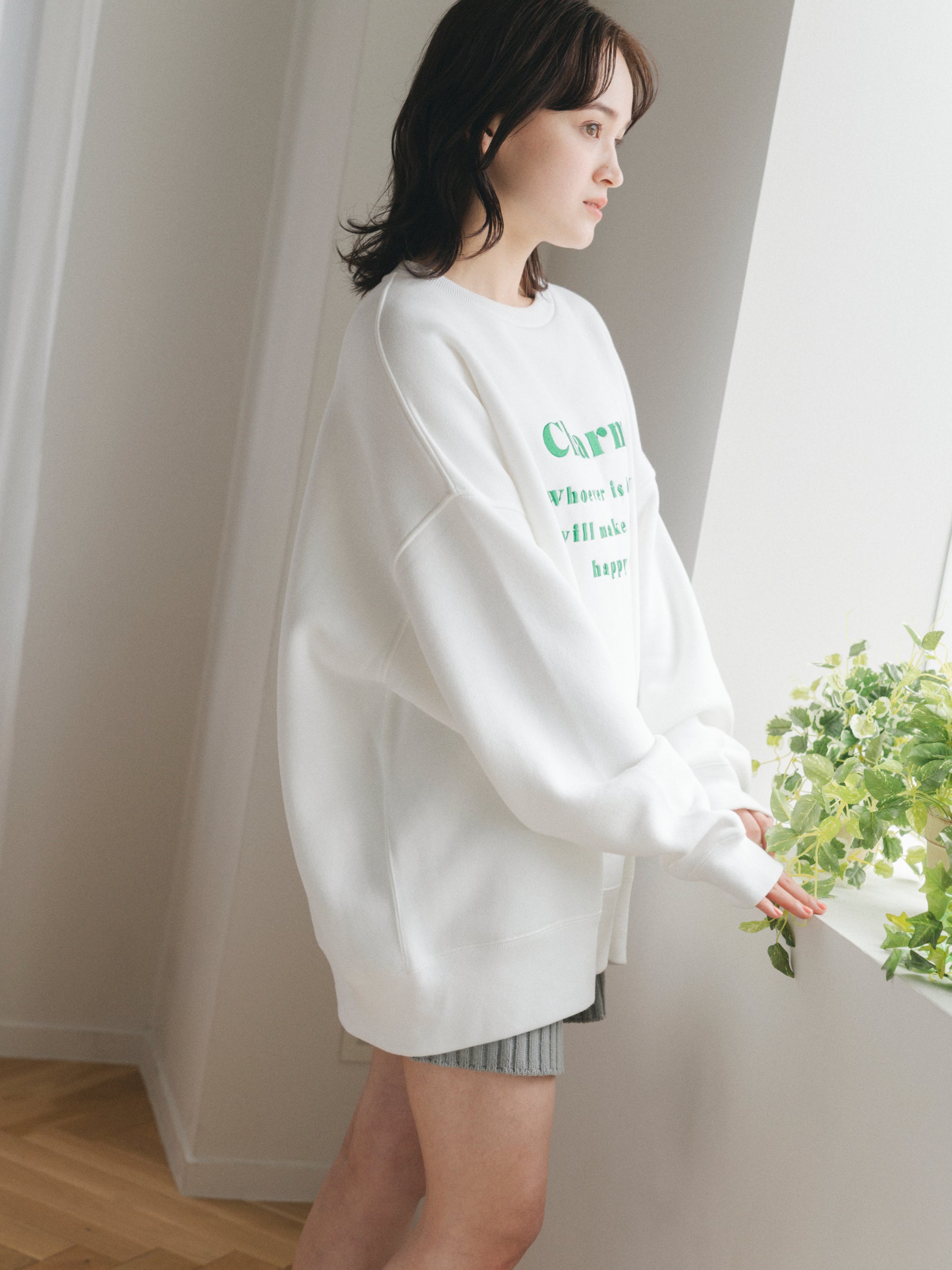 【ユニセックス】エンブロイダリースウェット