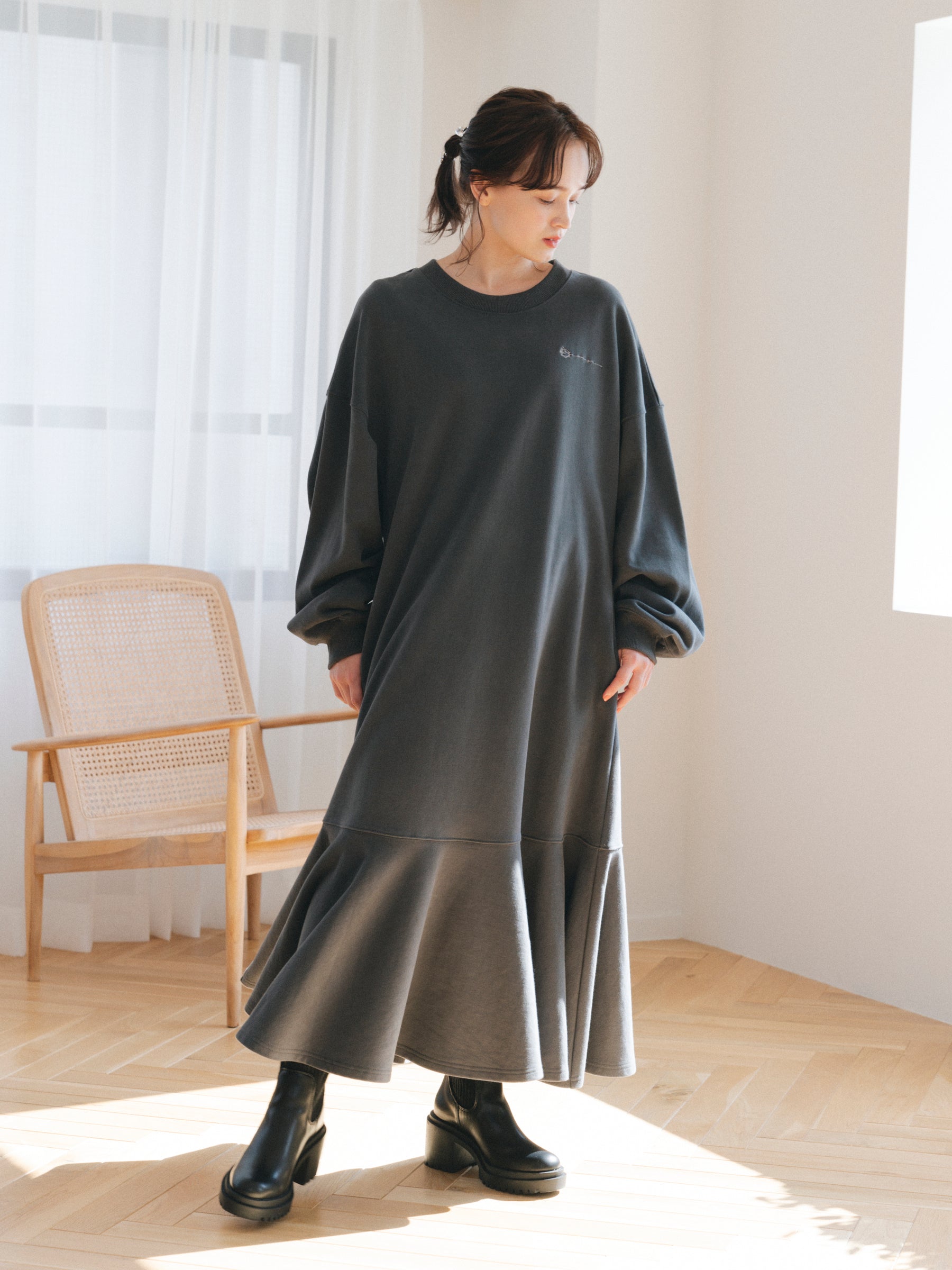 スウェットフレアワンピース