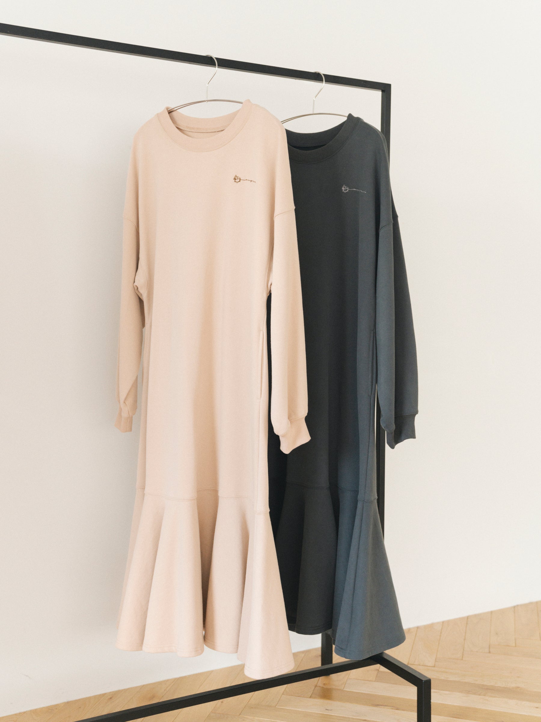 スウェットフレアワンピース