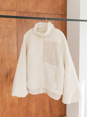 ボリュームボアブルゾン