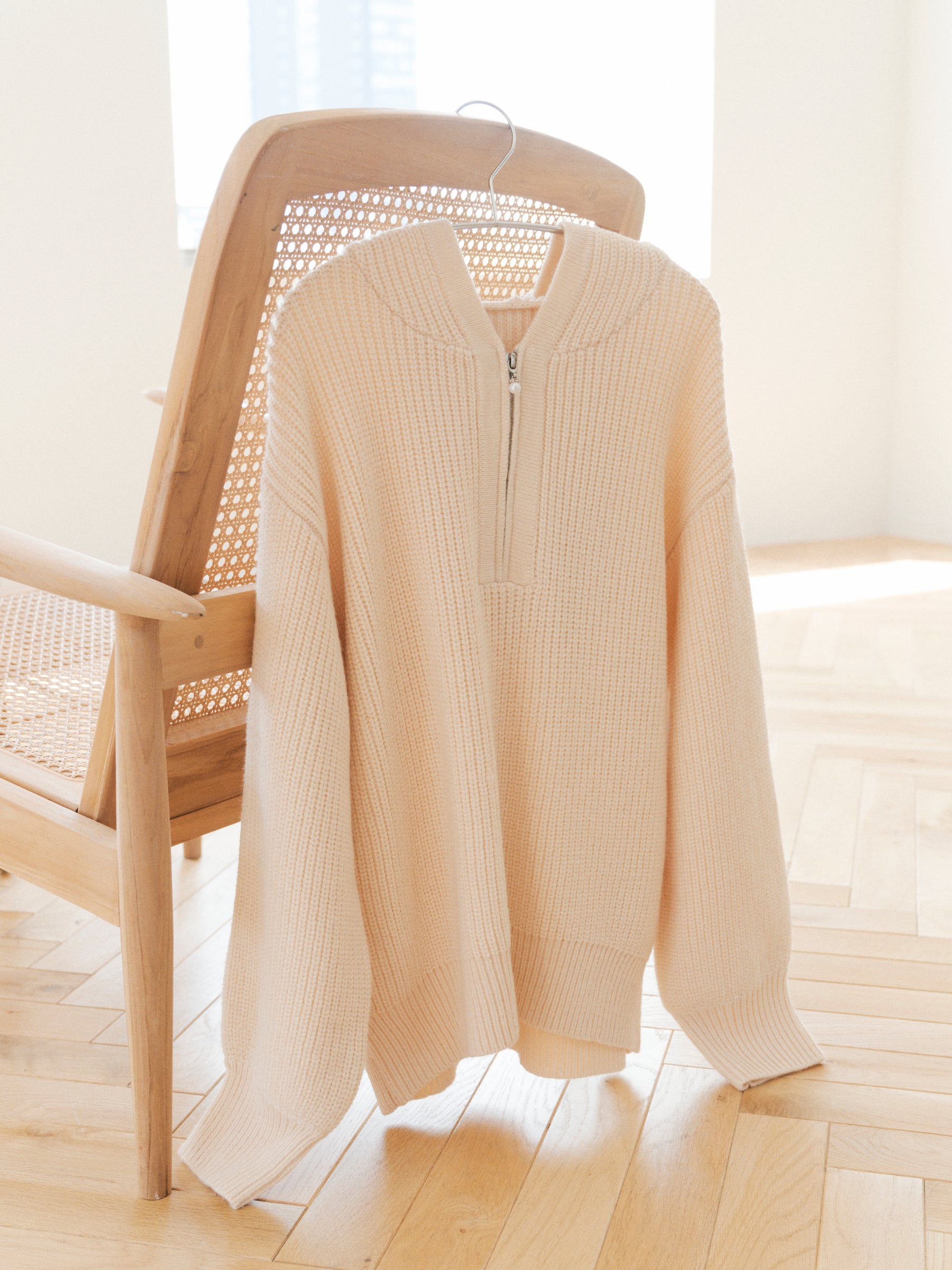 ハーフジップフードニット